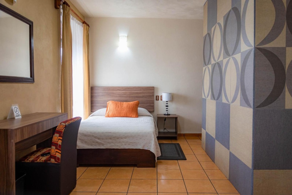 Hotel Estefania Main image